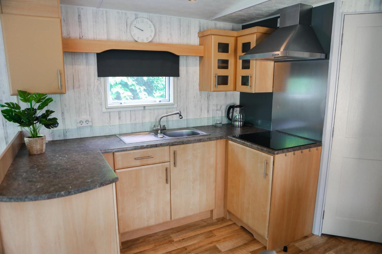 Chalet Op 5* Camping De Paardekreek Kortgene Εξωτερικό φωτογραφία