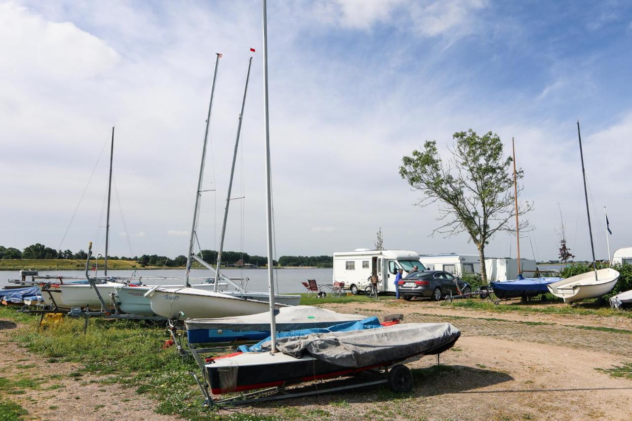 Chalet Op 5* Camping De Paardekreek Kortgene Εξωτερικό φωτογραφία